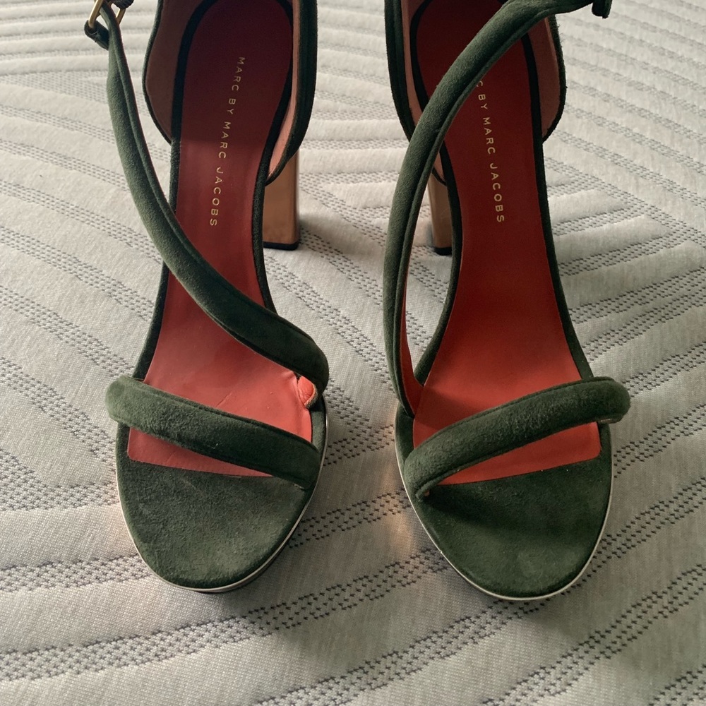 Stunning Marc by Marc Jacobs chunky heels